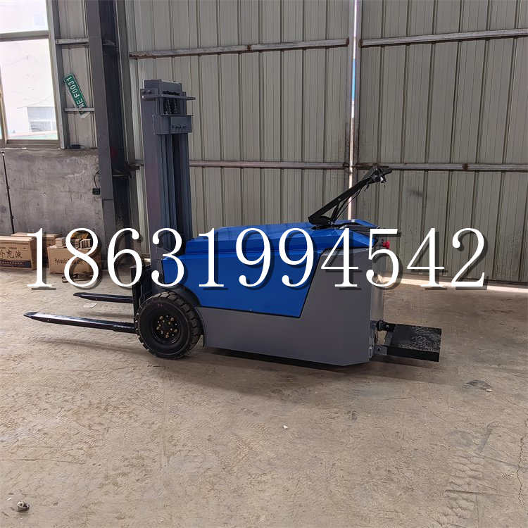 三台县全电动叉车插腿式堆高车液压装卸车1.5吨升高小型站驾式铲车